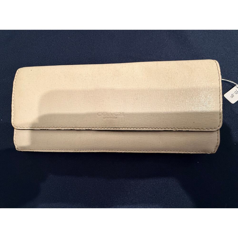 Coach off White Leather Zip Around Wallet